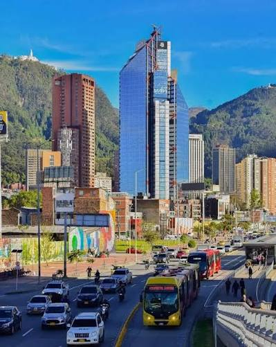 lylyflower2007's tweet photo. Bogotá

am/pm https://t.co/syJbWp6yma