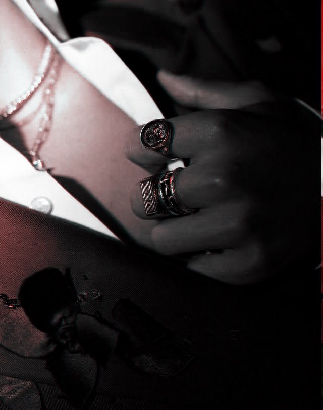 rebelliousbrxt's tweet photo. https://t.co/9kp6g7MH5J
