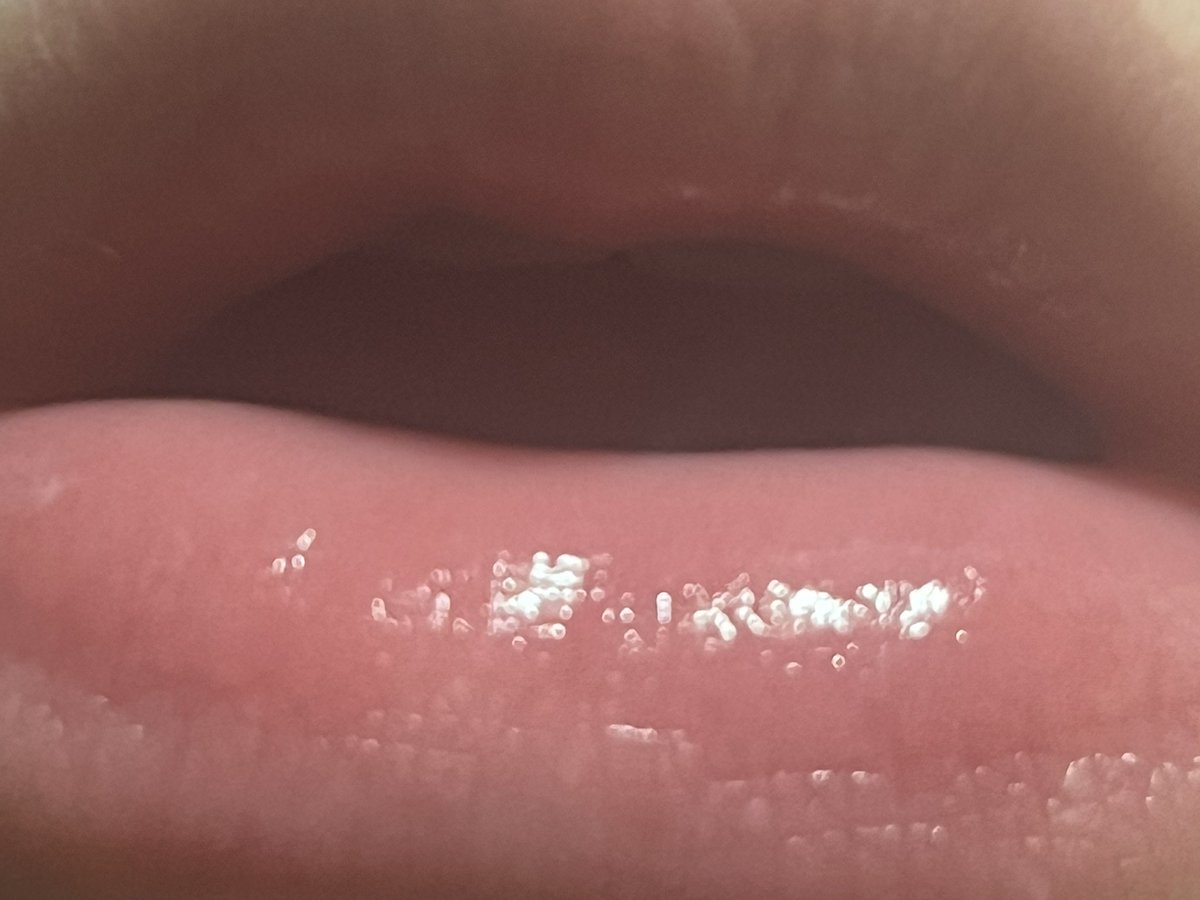 gothicperv's tweet photo. You never would’ve thought you’d be as big as a taste bud. But here you are. Suffocating on my breath and I can’t even see you. https://t.co/oDj0HdpG9z