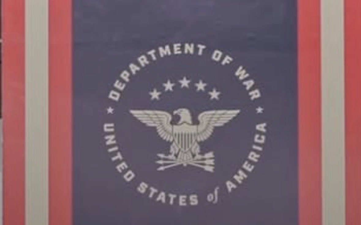 Brcremer's tweet photo. Notice the absence of the traditional olive branch? The olive branch symbolized America prioritizing peace with war as a last resort. It has been part of the Great Seal of the United States since 1782 and was part of the original seal of the Department of Defense. https://t.co/E0t08kjSXV