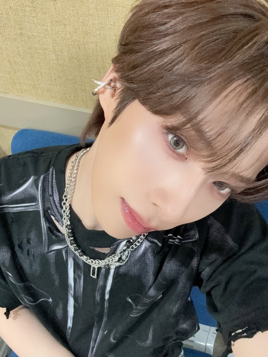 DAL_MUL2's tweet photo. 오예💜
오예💜 https://t.co/hOkc3eTsM4