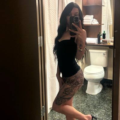 marissmoon6's tweet photo. #NewProfilePic https://t.co/5rLfOwLr6U