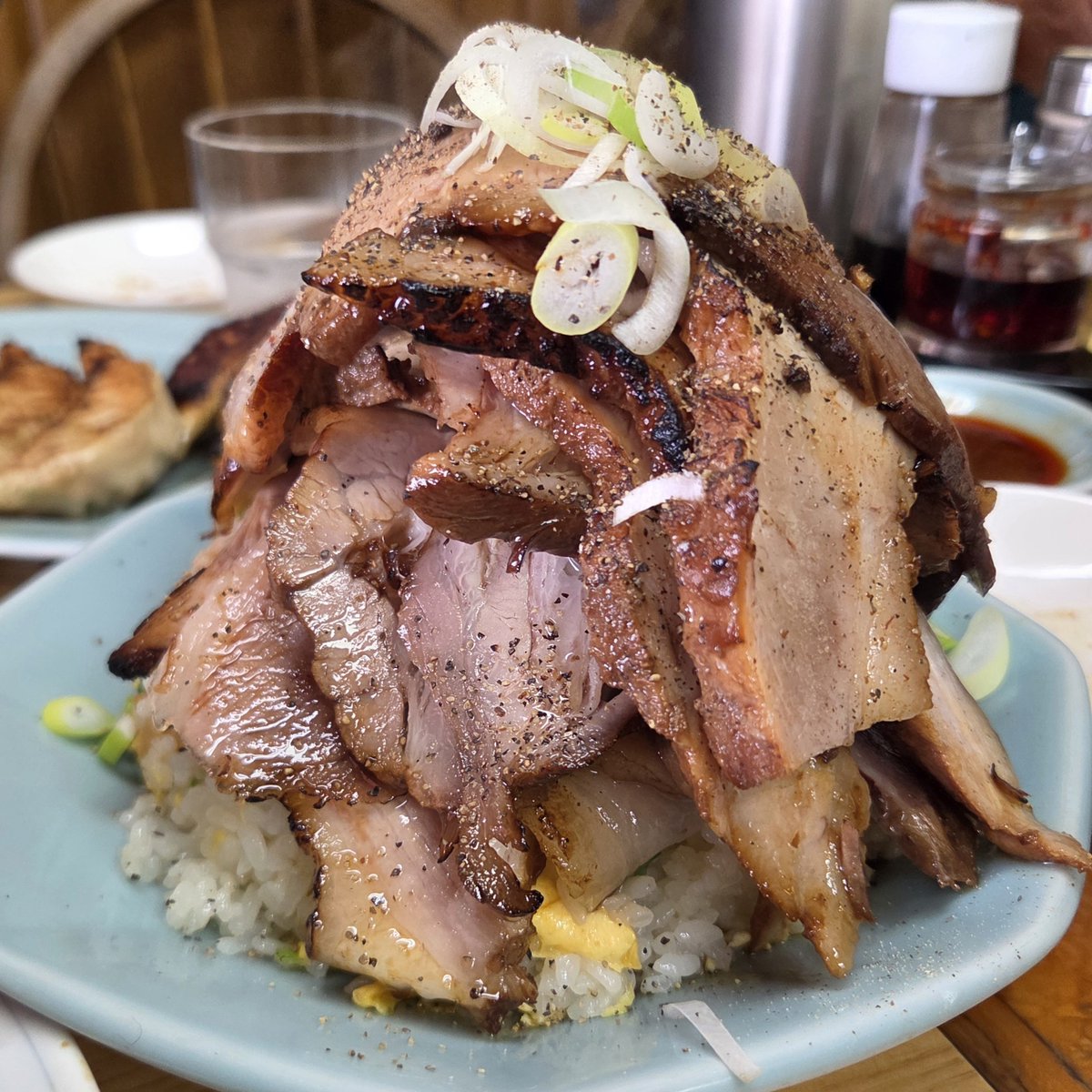 tako_ramen22's tweet photo. 連れていってもらった埼玉の町中華が本当に忘れられない。また行きたい。 https://t.co/jabZVwR6tt