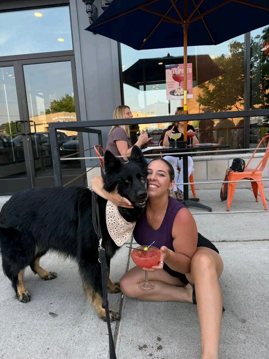 Kathleen2200's tweet photo. Dog mom 🐕❤️ #dogmom #pet #fyp https://t.co/pKNMijdutk
