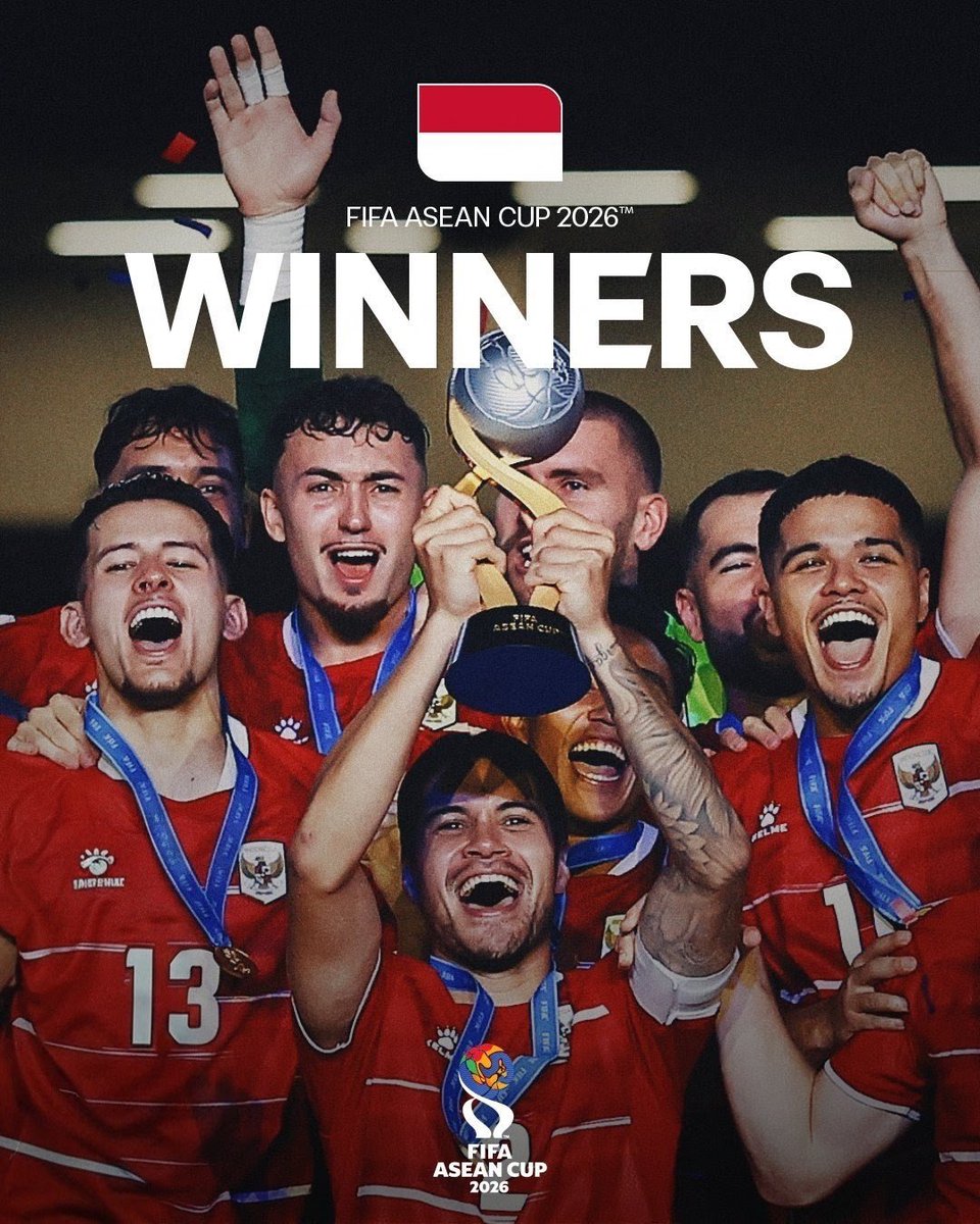 ItsGiii_'s tweet photo. @FIFAWorldCup There.  I fix it for ya. https://t.co/2rAzGGzfQU