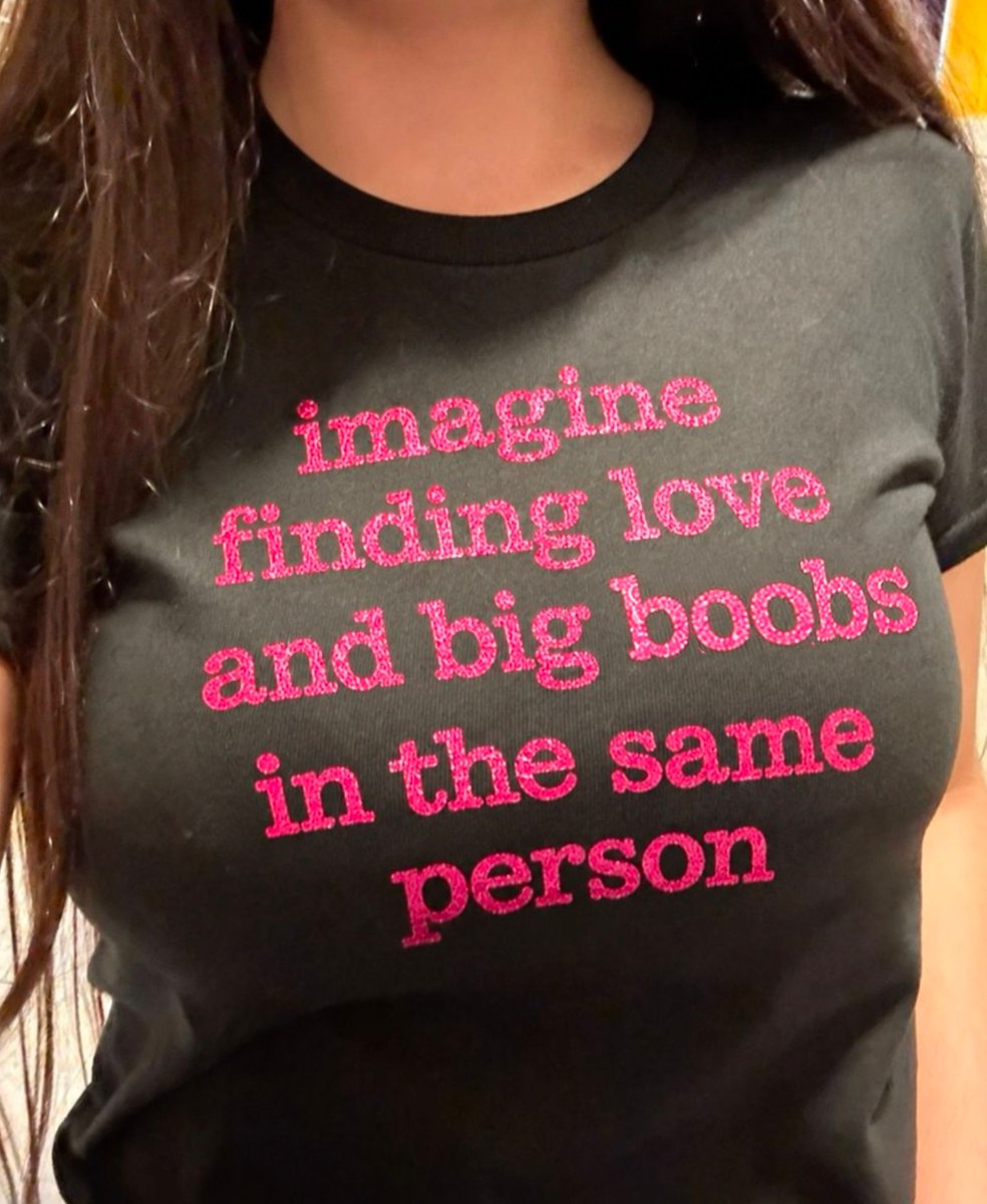 shirtsthtgohard's tweet photo. https://t.co/2TI0QzrwIg