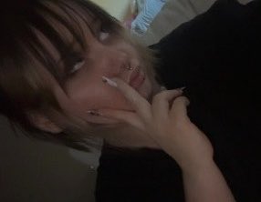 bunmieu's tweet photo. bored https://t.co/wHQKtKfAwi