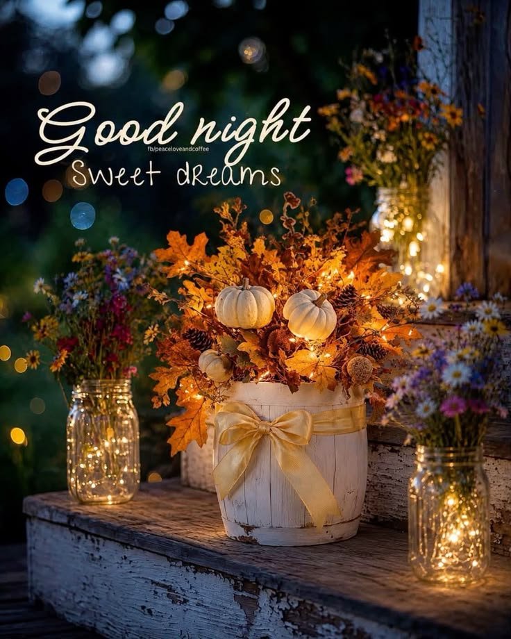 2015Beate's tweet photo. ✨️🍁🍂Eine schöne gute Nacht 🍁🎃🍃🍁✨️ https://t.co/UdkafxEHyA