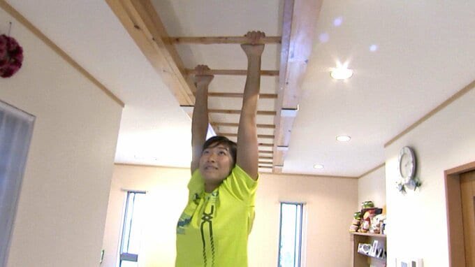 swimcoverage's tweet photo. 池江璃花子、15歳で天才少女と呼ばれて――「努力は必ず報われる」喜びと「努力しても結果が出ない」現実 涙の果てに掴んだアジア大会銅メダル
https://t.co/eDL6lJT5Aq

『バース・デイ』は、11年前から競泳・池江璃花子(26)を追い続けてきた。カメラが記録してきたのは、常に「涙」と共にあった彼女… https://t.co/K5oFmttG2g