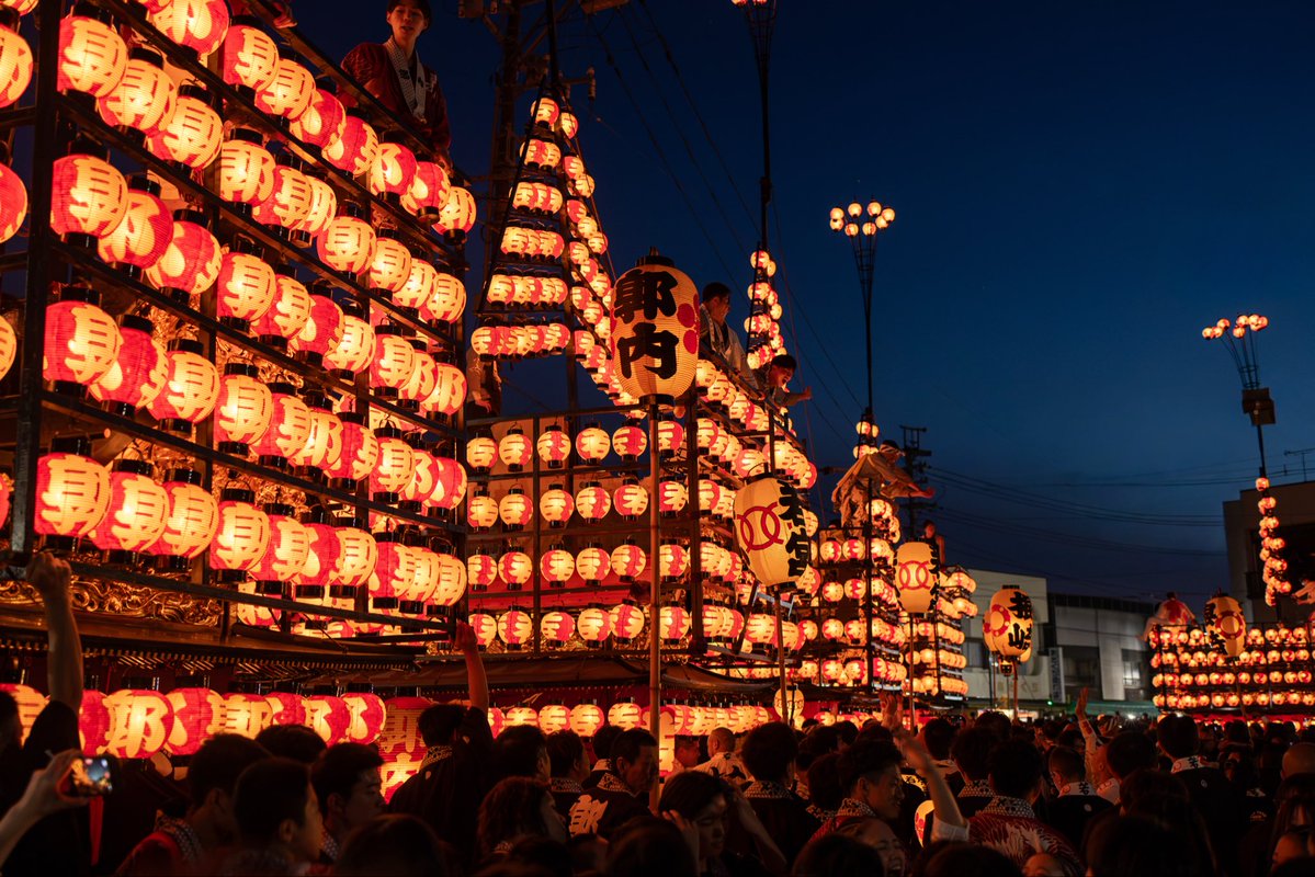 gkykam's tweet photo. 二本松提灯祭り2026  提灯🏮は全てローソク🕯️の灯りで幻想的で凄い熱気でした😃　

LightroomでAI処理をしています
eosr6 markll
rf35mm f1.8
rf50mm f1.8 https://t.co/U0Tj2c635J