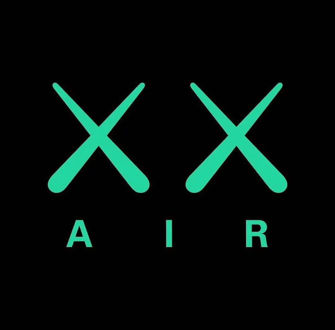 fullress's tweet photo. 【2027年 夏 発売の噂】
KAWS × NIKE AIR JORDAN 4 SP "Dark Grey" (カウズ ナイキ エア ジョーダン "ダークグレー") [JU4624-002]

https://t.co/t9cSi6hQpT https://t.co/87mzD5Lkqb