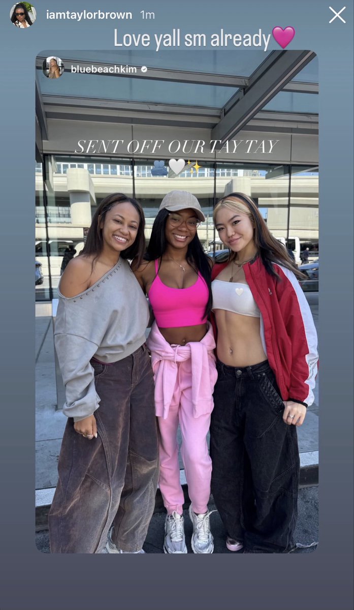jensivantage's tweet photo. aww what taylor needed in that house were some girlfriends. #bb28 https://t.co/8BZ15Wrjct