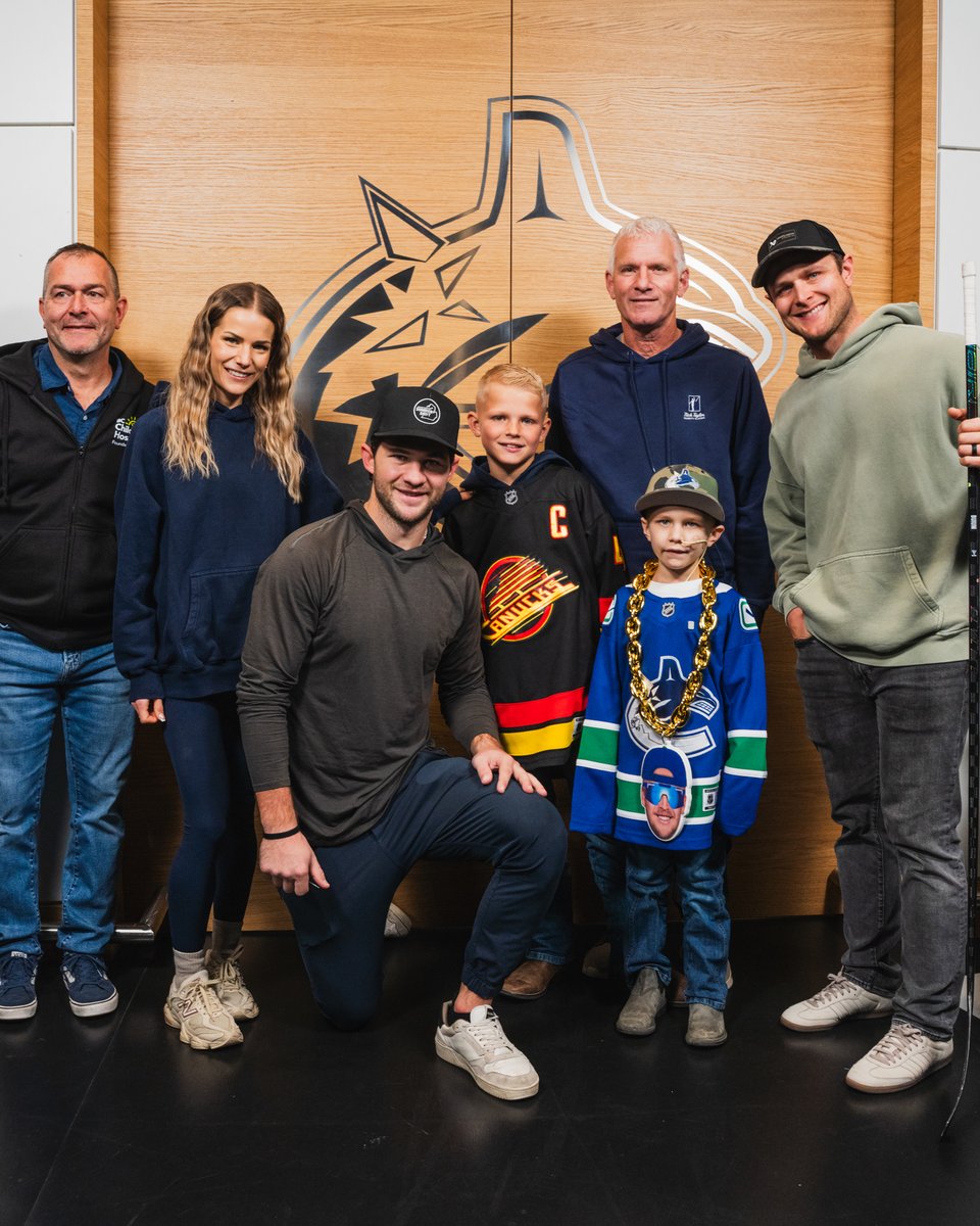 Canucksforkids's tweet photo. We were so happy to celebrate Kane at our home opener!

After some tough battles, this 6-year-old warrior has completed his radiation treatments. He started the day meeting his heroes at morning skate and ended it cheering on the #Canucks. Was a pleasure to have you, Kane. 🙌 https://t.co/N0jtqntrbu