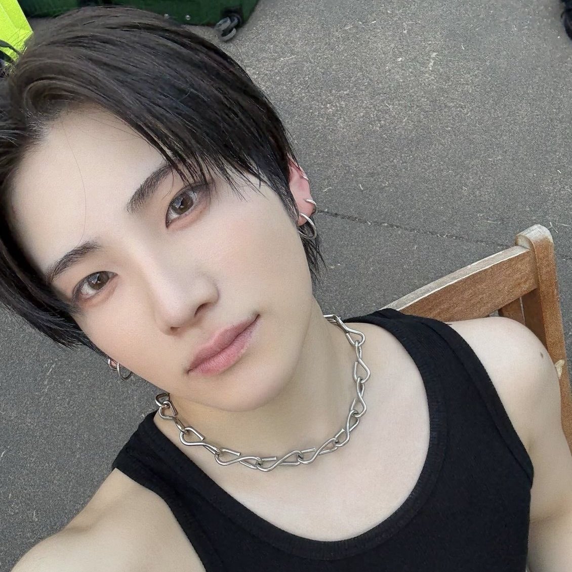 tricezcorteam's tweet photo. this or that? 
(yuma oreo or black hair) https://t.co/krENTb7L1R