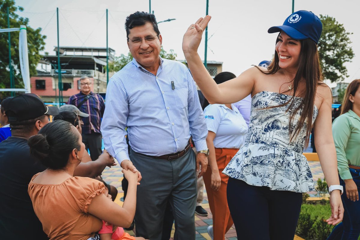 taticoronelf's tweet photo. Hoy entregamos el Parque Carlos Julio Arosemena en Pascuales. Este parque forma parte de los 5 espacios renovados que estamos entregando durante este mes de octubre💙

Nos vemos mañana para la entrega del siguiente 😉 https://t.co/A4J79vt4oP