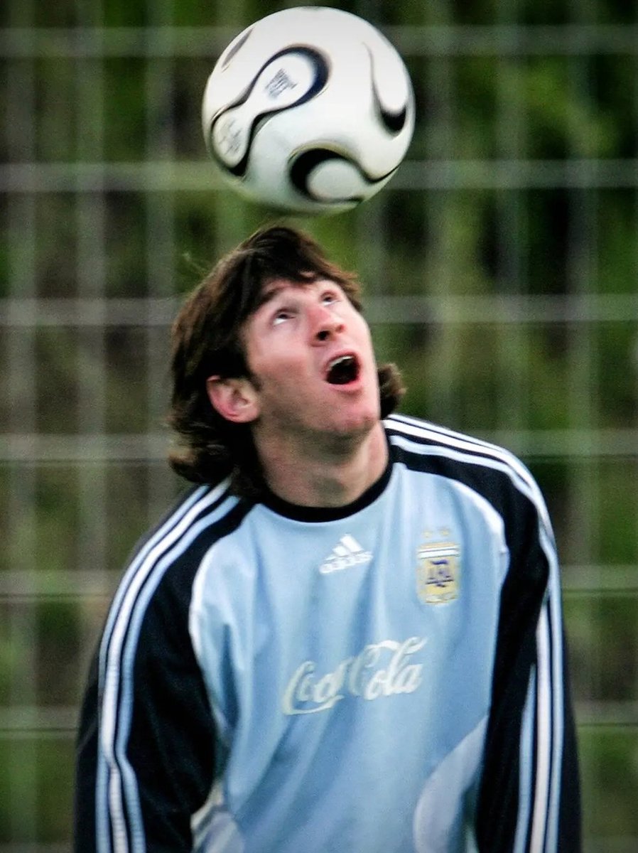 MessiXtraHQ's tweet photo. 2005                                           2026 https://t.co/FxfnAHx7hK