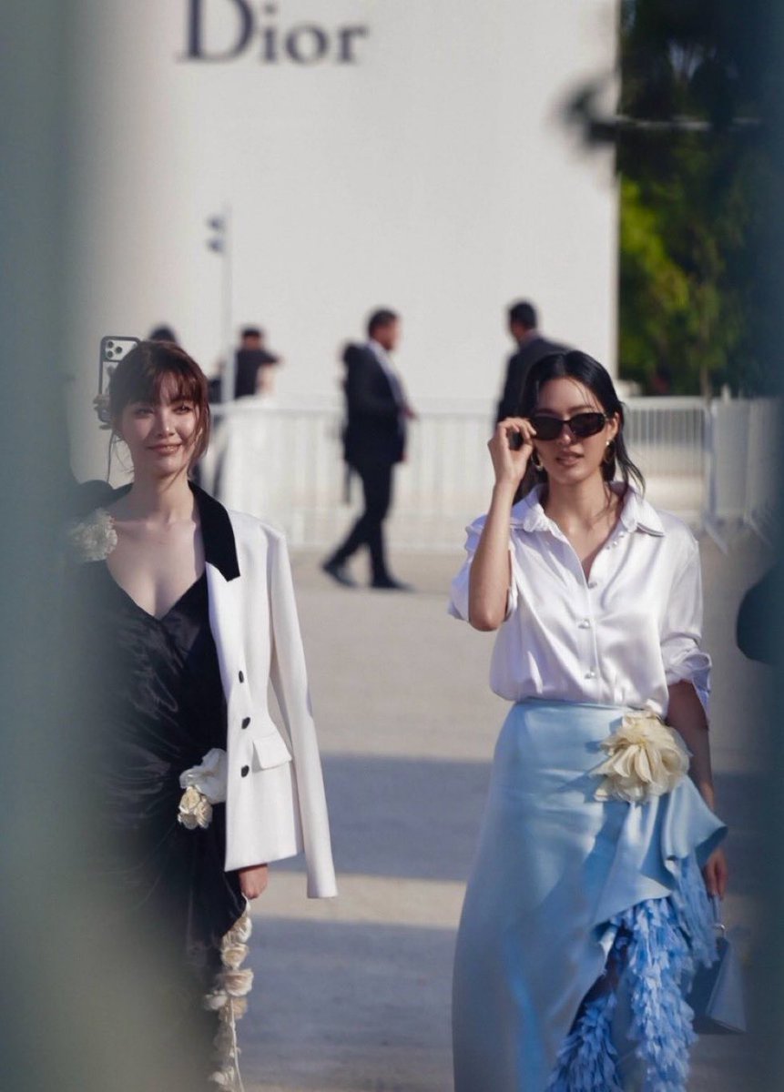 LingOrm_NYC's tweet photo. Keep going, JKR! Share, like, comment, repost and WATCH all their content. Every bit of engagement matters, so don’t slow down now!

We need you. They need us. Let’s keep pushing together! 

LINGORM DIOR SUMMER27
#LingOrmDiorSummer27
#LinglingKwong #OrmKornnaphat
#LingOrm #Dior #DiorSummer27 #PFW