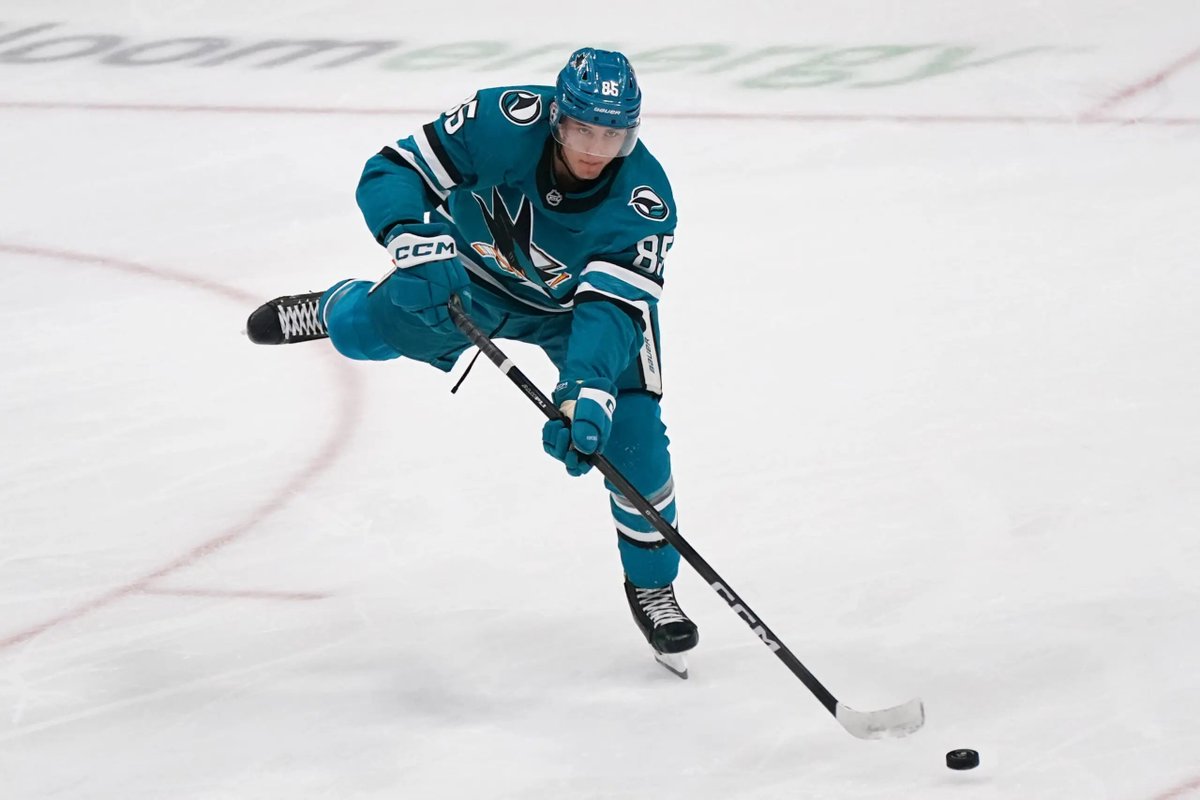 itsWozzz's tweet photo. What should the Oilers do with Shakir Mukhamadullin?

I've seen some fans online suggest trading him, but I think that's pretty reactionary based on two games.

Yes, those two games weren't pretty, but I say give the kid some grace. https://t.co/f19pbD9nHR