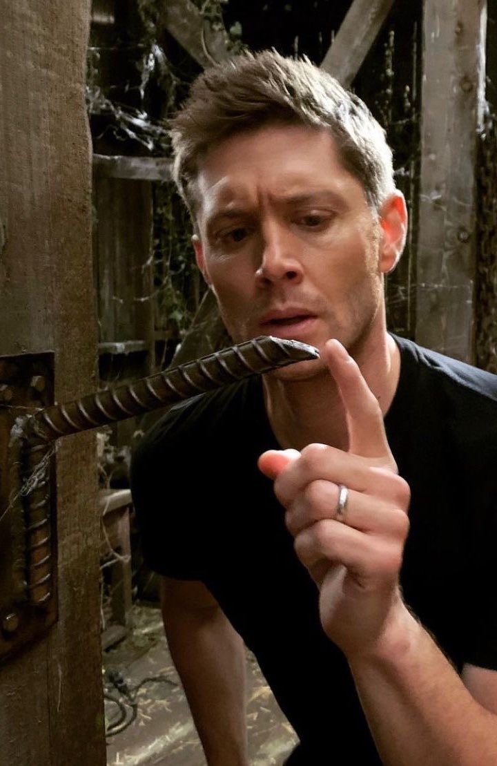 TheBoysOOCC's tweet photo. Jensen Ackles says Dean Winchester would beat Soldier Boy in a face off.

“I think on paper sure but Dean, Dean beat a lot of odds. They took down King of Hell, Lucifer and God, They took down a lot of stuff. But of Soldier Boy had a little pice of Rebar, we might have a different ending.”