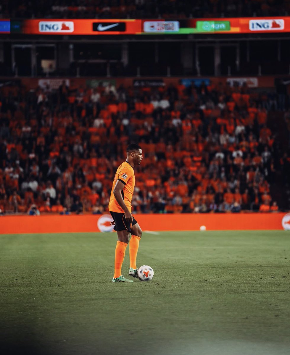 denzeldumfries7's tweet photo. 🟠⚫️ https://t.co/xuR43oSkS6