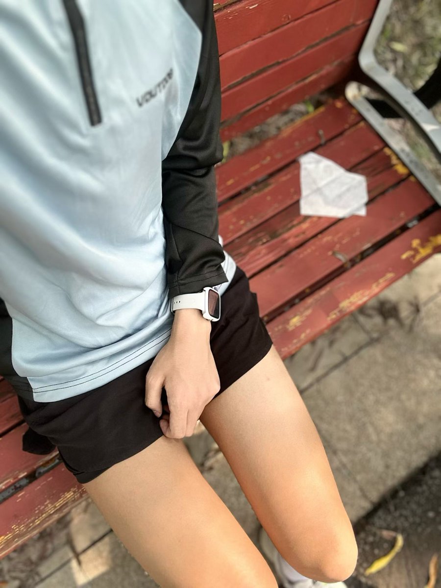 bbwyiw's tweet photo. 我的为什么不能发私信啊？ https://t.co/8jXmDplFSc