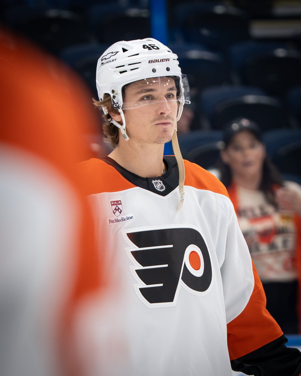 NHLFlyers's tweet photo. Be ready to strike.

📺: @NBCSPhilly
📻: @933WMMR

#PHIvsTBL | @PlanetFitness https://t.co/L3hdCi7RDz