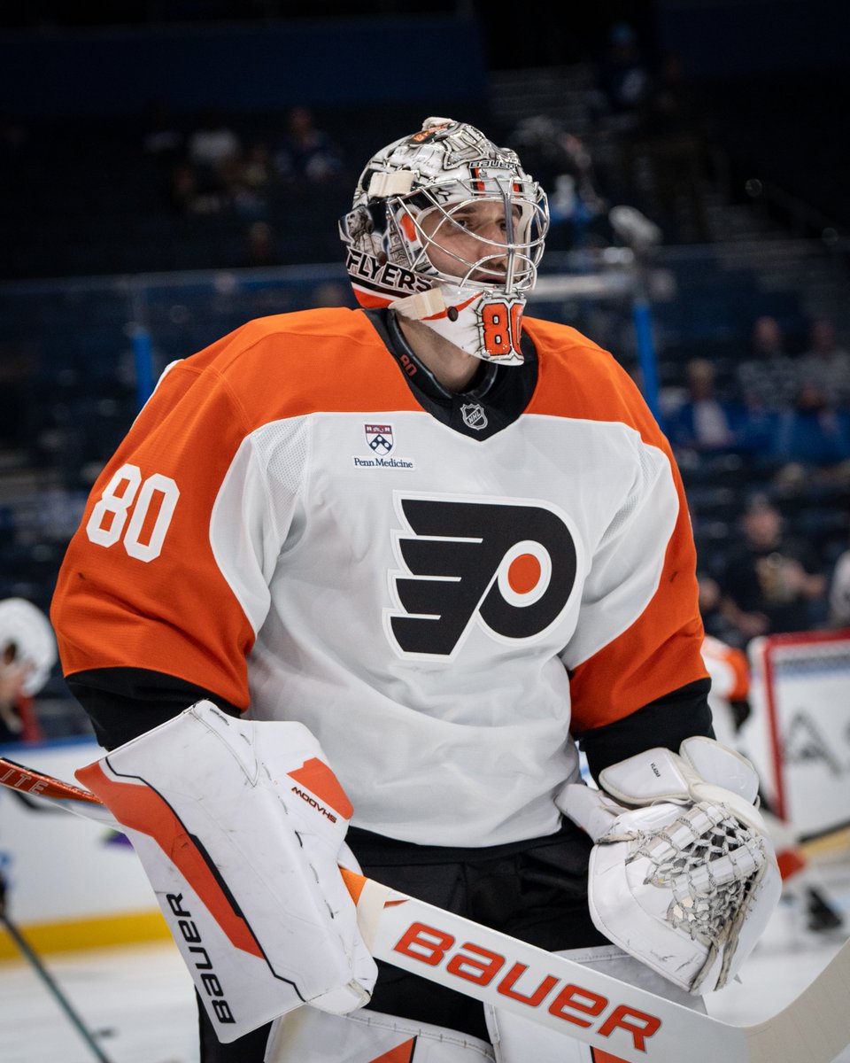 NHLFlyers's tweet photo. Be ready to strike.

📺: @NBCSPhilly
📻: @933WMMR

#PHIvsTBL | @PlanetFitness https://t.co/L3hdCi7RDz