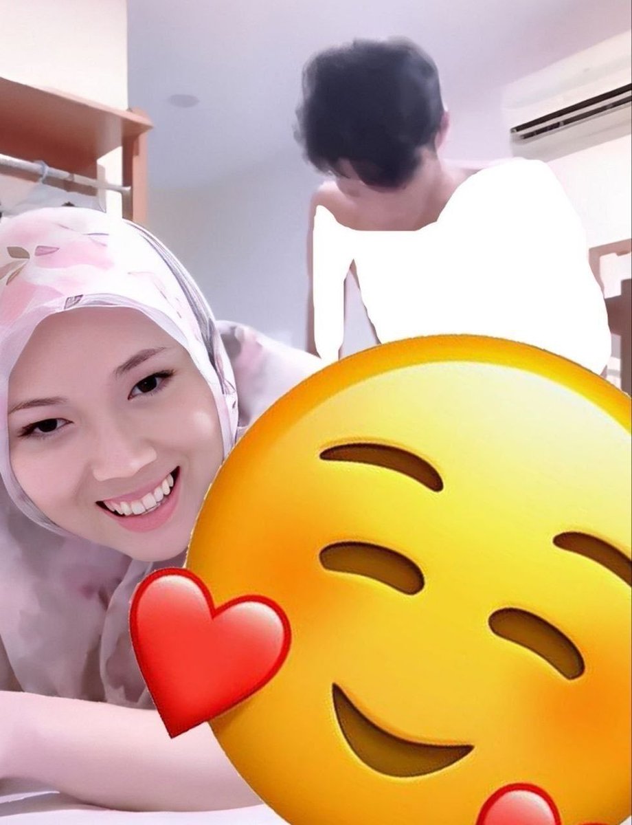 videycdnb's tweet photo. @vqotes Bjirr smaa tantee ��🤫 
https://t.co/35kUtk6zlc
https://t.co/phC0d20VIs https://t.co/co01rPhikA