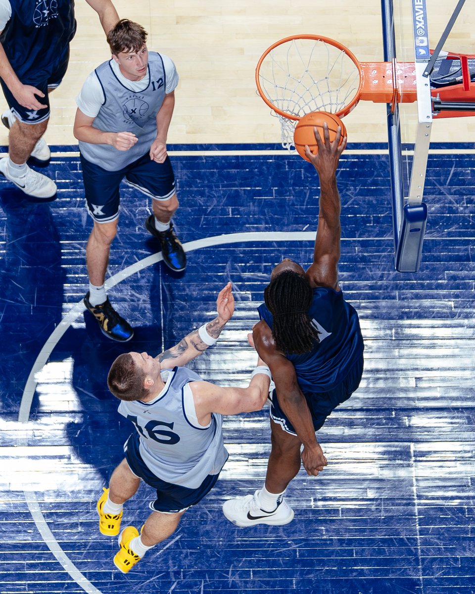 XavierMBB's tweet photo. We play basketball this week 🙌

#LetsGoX https://t.co/JC5UsZ2QoY