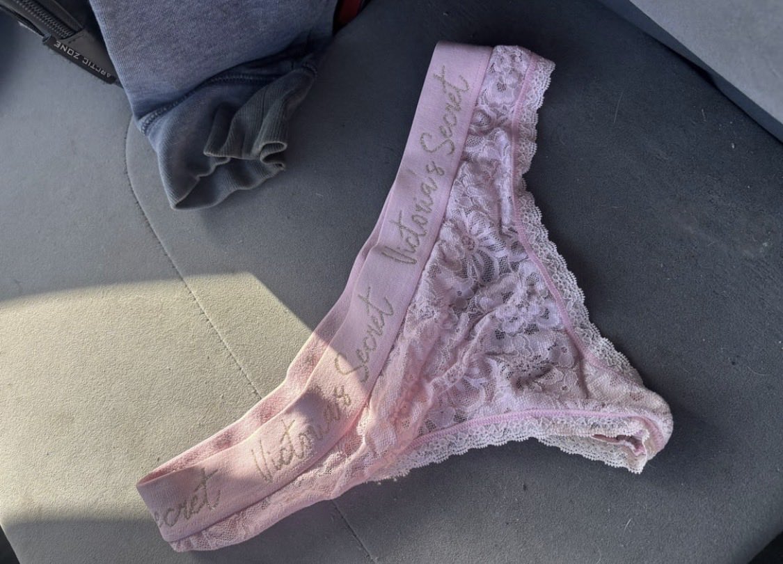 exposedbxpss's tweet photo. I love filling my 41🔁 latina sisters panties with warm babies. give me more tasks 0587e2a578abf619c25295b6c89c1dc1854e35f26e4a185e547d55672a2e9ca515 https://t.co/gMorb2xMb0