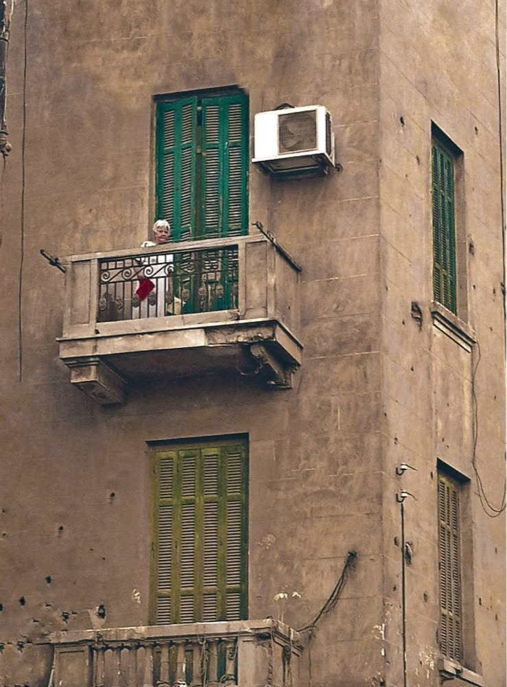 fares_alsyad's tweet photo. طلقات نارية في منزل قديم بمدينة السويس اثار حرب 73
مصر / السويس
📷Fares elsayed https://t.co/C2ucUd3rAH
