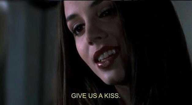 biazchh's tweet photo. It makes me SICKKKK the fact that Faith asked for a kiss and right after the fight buffy actually kissed her (on the forehead because that’s their thing) https://t.co/DGpYqI3Uf7