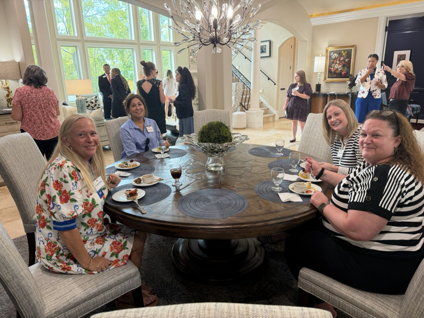 SHSUPresWhite's tweet photo. Elliott and I enjoyed welcoming Staff Senate to the Smith-Lenamon House tonight. I’m grateful for these colleagues and their commitment to our university. https://t.co/H5LD7FgeKW