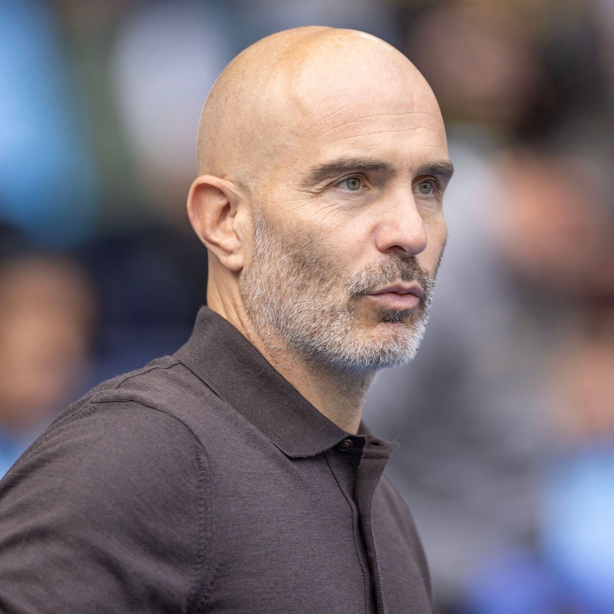 TouchlineX's tweet photo. 🚨💣 𝐄𝐗𝐂𝐋𝐔𝐒𝐈𝐕𝐄: Manchester City's owner, chairman, and CEO have asked Enzo Maresca to speak to the players and reassure them that everything surrounding the club's charges and ongoing controversy will be fine.

The club maintains its innocence regarding the accusations and wants to ensure that the uncertainty surrounding the case does not affect the players' focus, confidence, or performances on the pitch.
