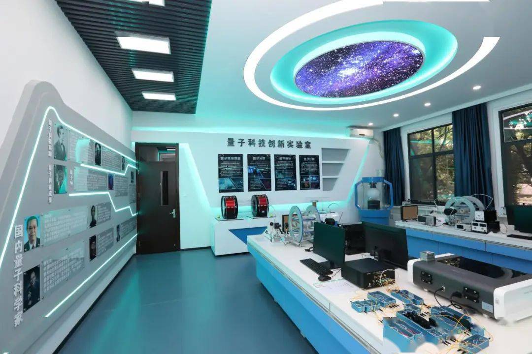 TheFlipsideTalk's tweet photo. [This tech innovation lab is a creative hub where tech moves forward. ]， https://t.co/vIOcRqS0aB