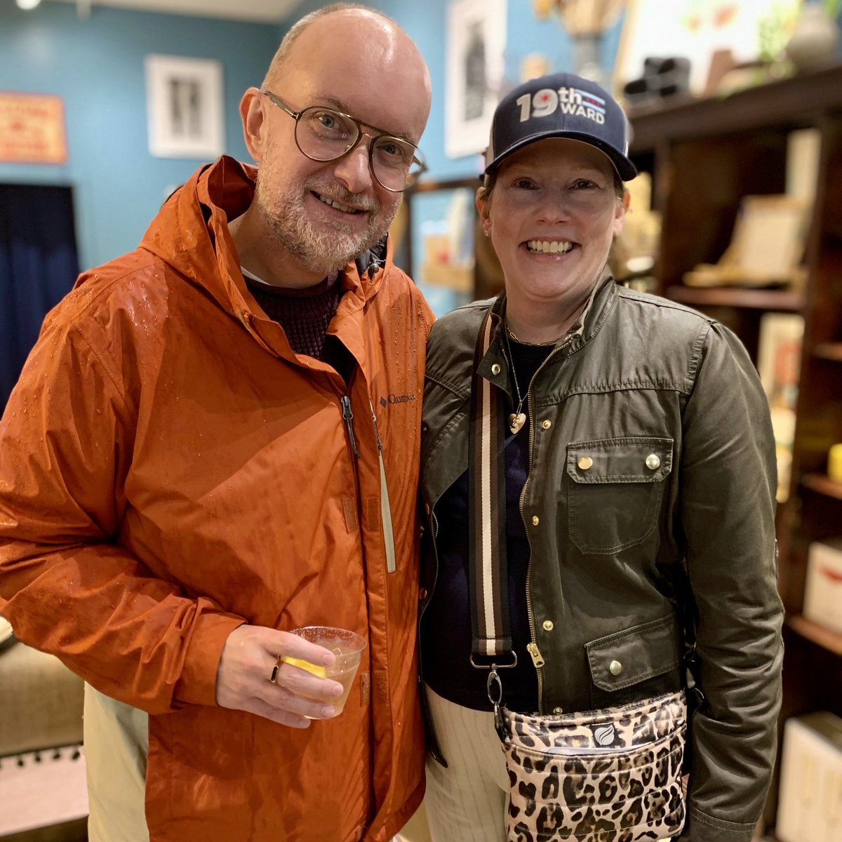 erinrossfor19's tweet photo. Rain couldn't stop Beverly's annual Sip &amp; Shop! ☔ Great night supporting local businesses along the 99th and 103rd St Metra corridors. Thanks to BAPA, @mpbhba and all the shop owners who hosted! #erinfor19 #19thWard #shoplocal https://t.co/edwHqDBVqm