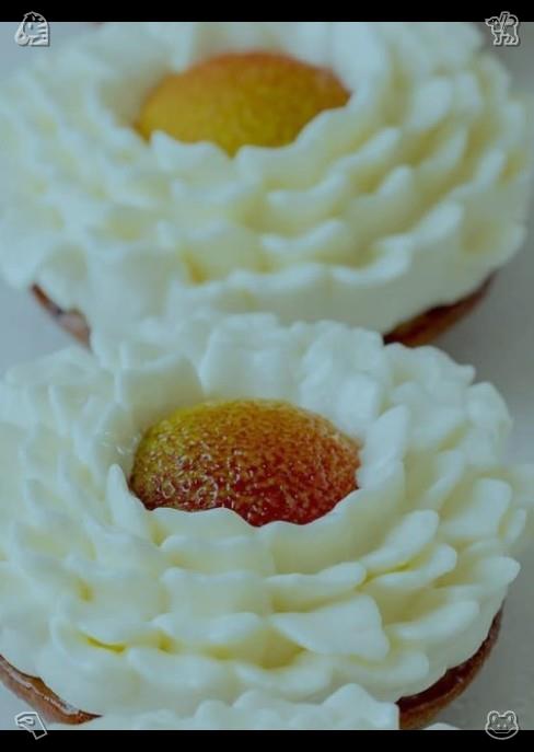 Nascimentosmx's tweet photo. When I get home, I update my notebook and social media, sharing my thoughts on the luxury milk tea shop. My friends are impressed by the elegant presentation, and some of them say they want to visit it too.🌼Do what you love, love what you do. https://t.co/6OsRDPOPMk