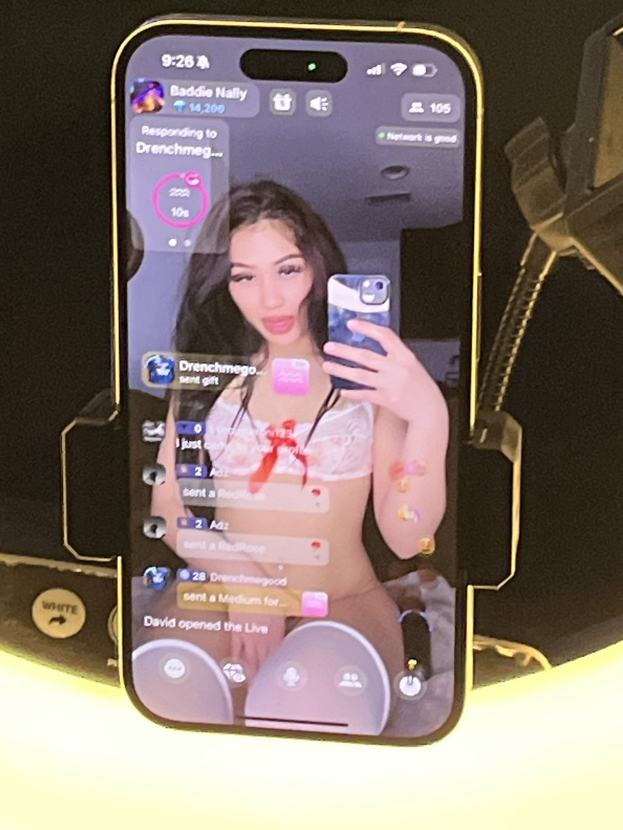bublebbraty's tweet photo. @LustfullBonez @jaysquirtz Dm me for face time and menu if you are interested only the serious ones https://t.co/i55bKU2F8Y