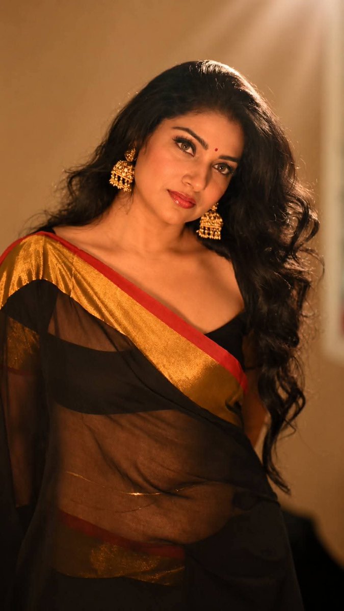 Omega191918's tweet photo. Avantika Mohan — grace, beauty, and a presence that owns the timeline. ✨🔥
#AvantikaMohan #Trending #Viral #XTrending #Explore https://t.co/oPr42cheSZ