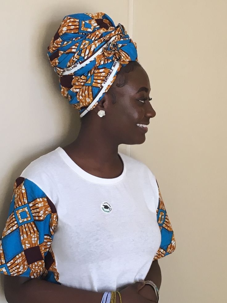 ashanti_42840's tweet photo. People are mad but you told no lies, Manon is clearly not a mono-racial black person. As a Ghanaian American who was born in Ghana &amp; is surrounded by Ghanaians all the time, we DO NOT look like Manon. We are a darkskinned people with brown-dark skin, 4C hair, etc🇬🇭. https://t.co/ZvJo5E0WT9