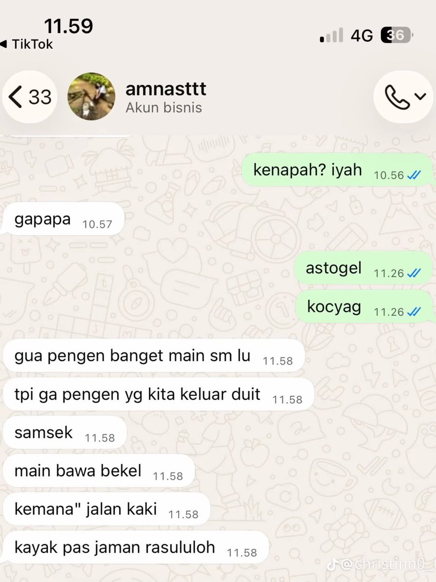TanyarlBase's tweet photo. 💚 klo cape jalan apa nanti naik onta ya 😭 https://t.co/vnP58znEdz