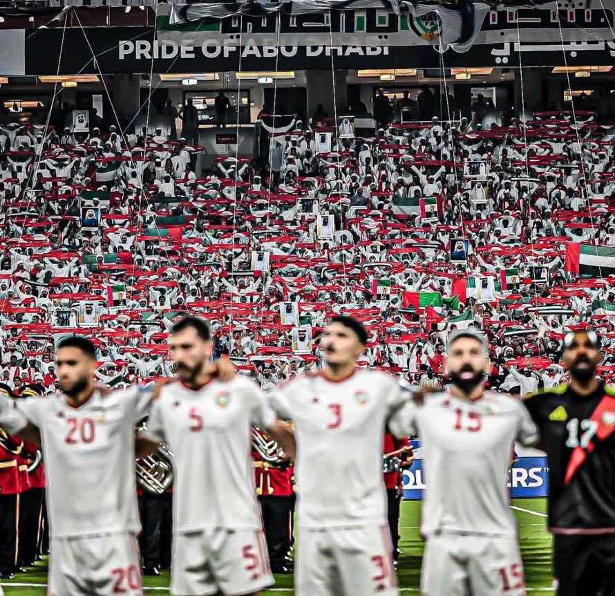 messii_4ever's tweet photo. #Uaeday 
اليوم لقاءنا يا أعظم شعار و وطن بالتاريخ

نهائي وبطولة .. بين أيدينا وبعدد جماهيري 
قليل أثق قادرين بتحقيقها وجلبها لقصر البحر 🇦🇪🤍 https://t.co/RKLdwSBGZO