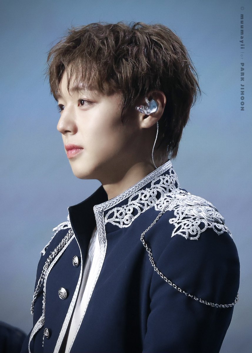 muumayii's tweet photo. 👑🤴🏻⚜️ 🏰🕊️🤍🌹🦢
260531 PARK JI HOON RE:FLECT ASIA FANCON in SEOUL
#박지훈 #PARKJIHOON https://t.co/npxzGS4v8P