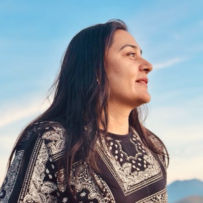 dollysharmaINC's tweet photo. #NewProfilePic https://t.co/DaF6hBeNNw
