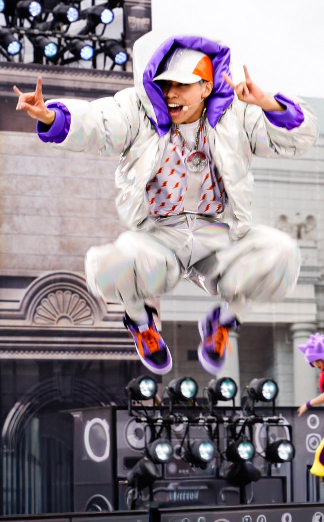 Rocothon's tweet photo. ポケハロでジャンプの瞬間の写真を撮る練習をしてた。
#USJファン https://t.co/H2VZrovNr2