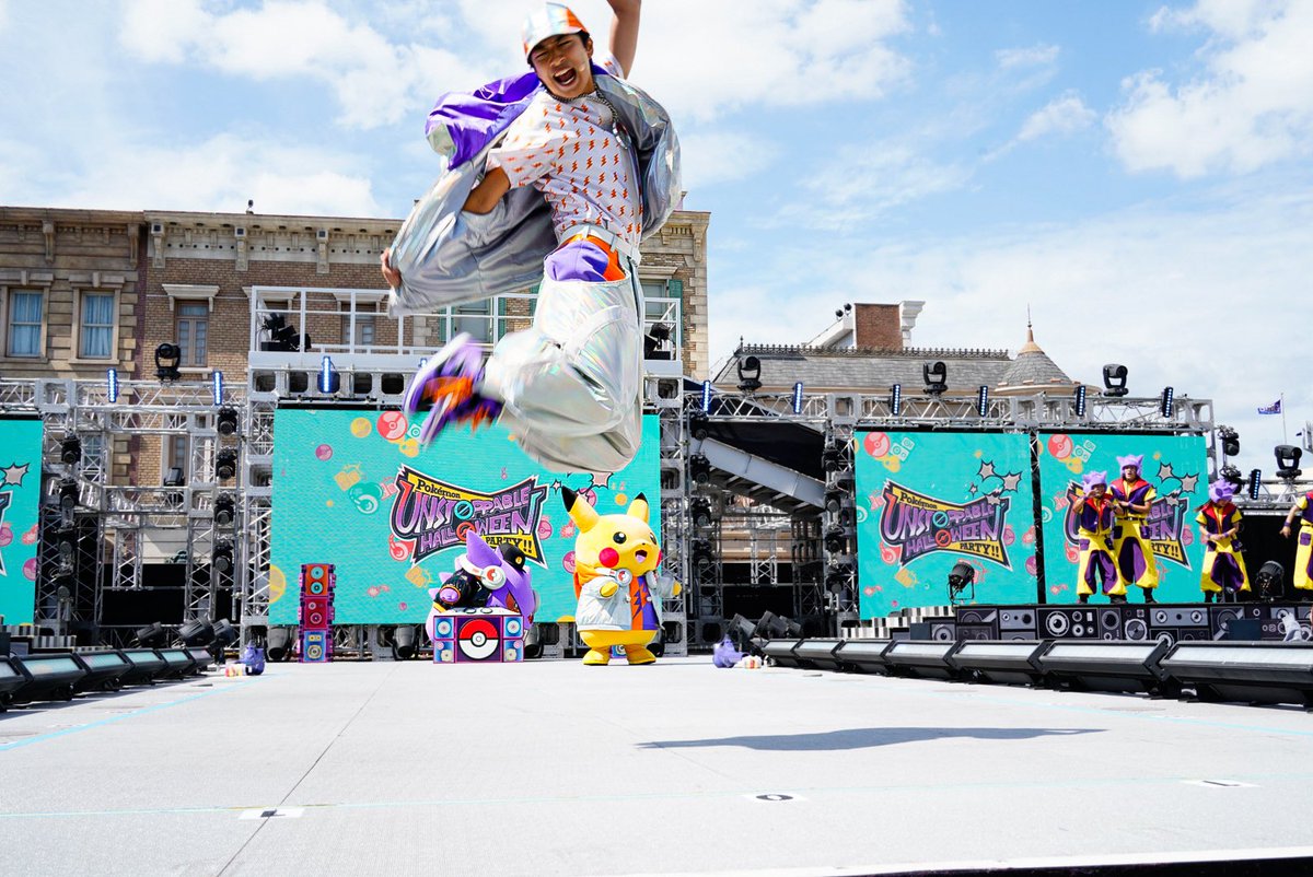Rocothon's tweet photo. ポケハロでジャンプの瞬間の写真を撮る練習をしてた。
#USJファン https://t.co/H2VZrovNr2
