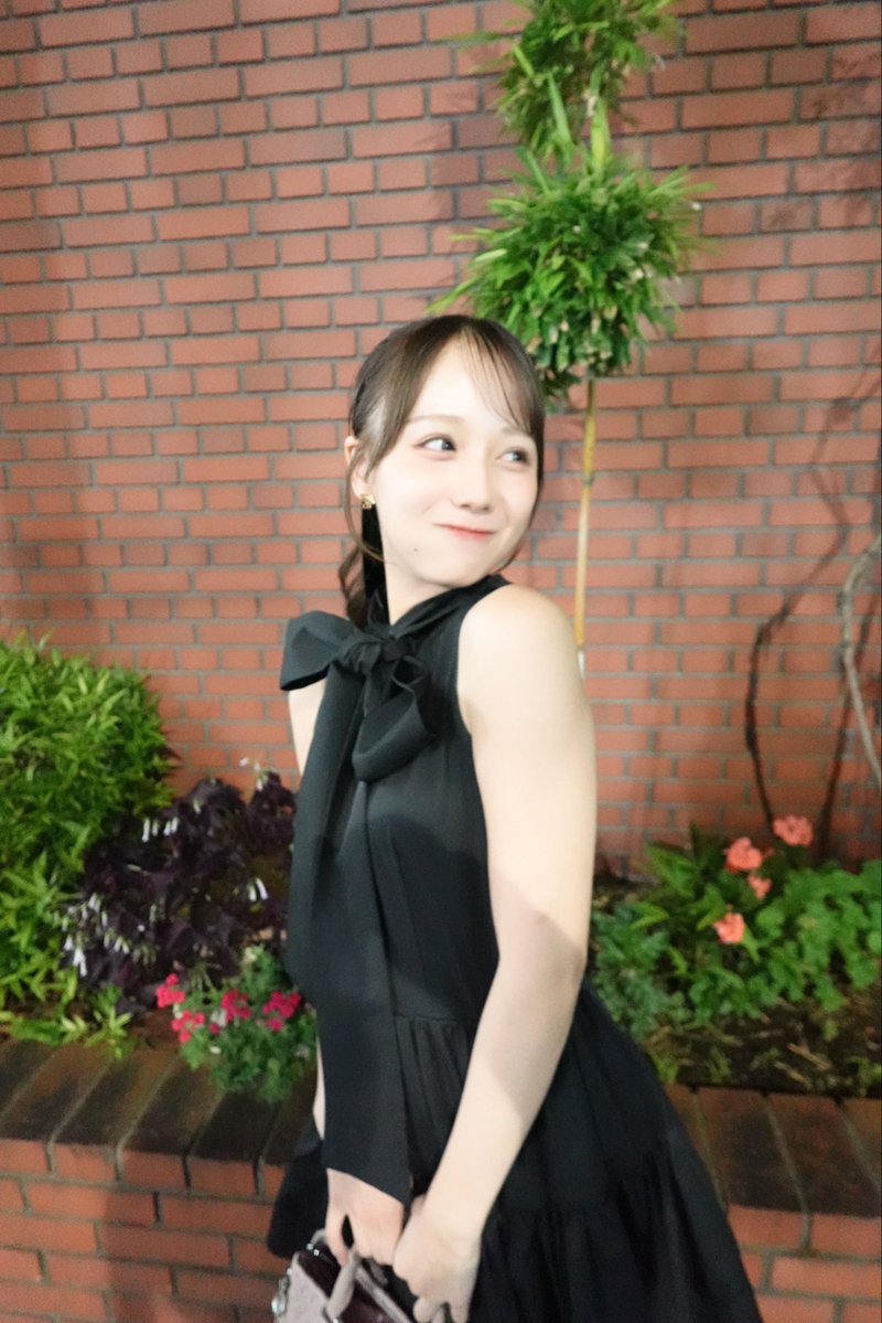 mao_asaoka227's tweet photo. 本日お誕生日を迎えました！🐈

22歳も私らしく笑っていられるよう、努力を怠る事なく全力で頑張ります❤︎

いつも沢山の愛をありがとう〜！
 #ナナニジ https://t.co/0XEW3QjvhZ