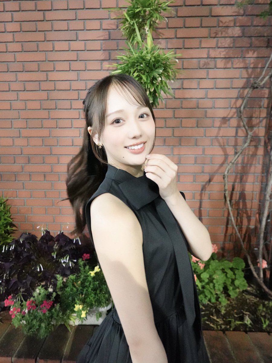 mao_asaoka227's tweet photo. 本日お誕生日を迎えました！🐈

22歳も私らしく笑っていられるよう、努力を怠る事なく全力で頑張ります❤︎

いつも沢山の愛をありがとう〜！
 #ナナニジ https://t.co/0XEW3QjvhZ