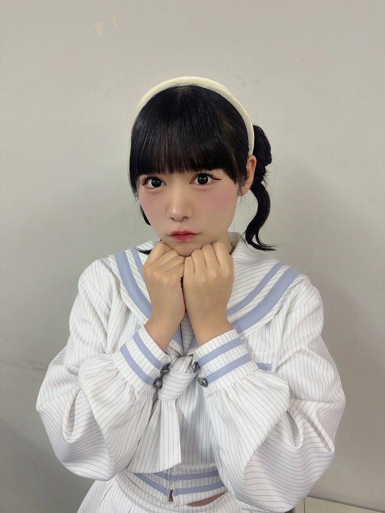 onishi_aoi's tweet photo. おはようʕ´-ﻌก̀ʔᐝ
生活に支障が出るくらいの、ゴテゴテネイルが、したいです。😭💅
いつかできると信じて今日ものんびりと生きていきます🐻‍❄️
 #ニアジョイ https://t.co/npwYDNUkQw