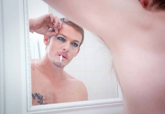 Harriette_Cl's tweet photo. Love Norman in drag but the main detail there is his hairy armpit🤤🤤🤤 it's such a shame we don't have much photos like this https://t.co/Ic5lP5bvu3